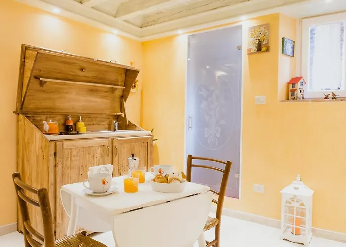 La Casa Degli Uccellini Lucques