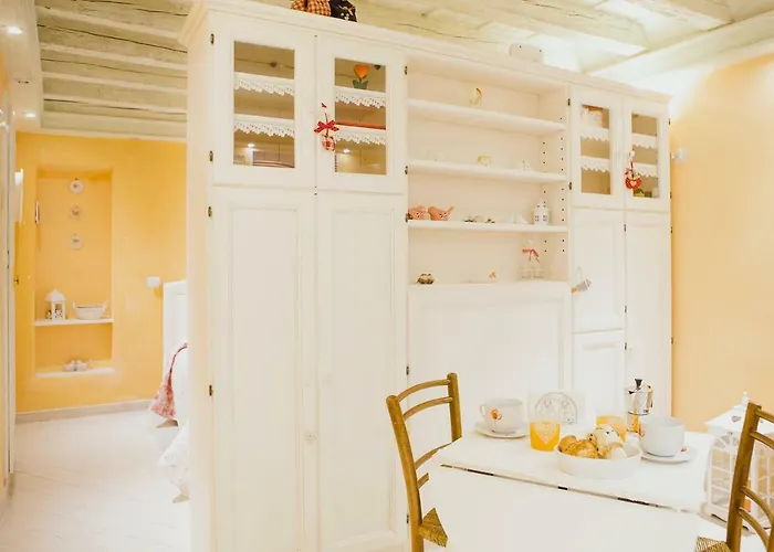 La Casa Degli Uccellini * Lucca