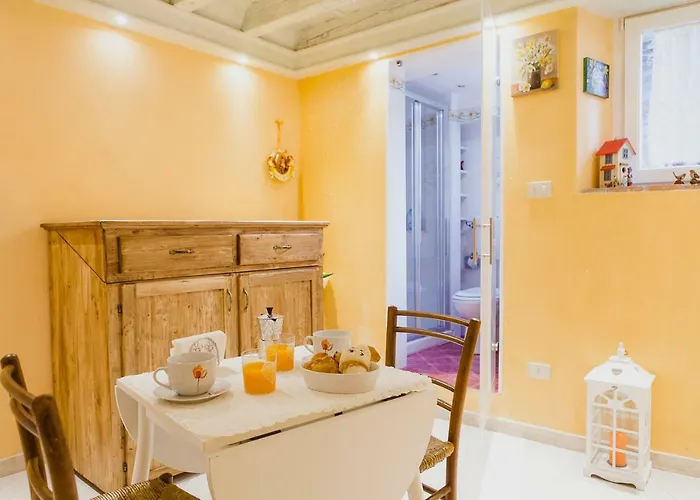 La Casa Degli Uccellini